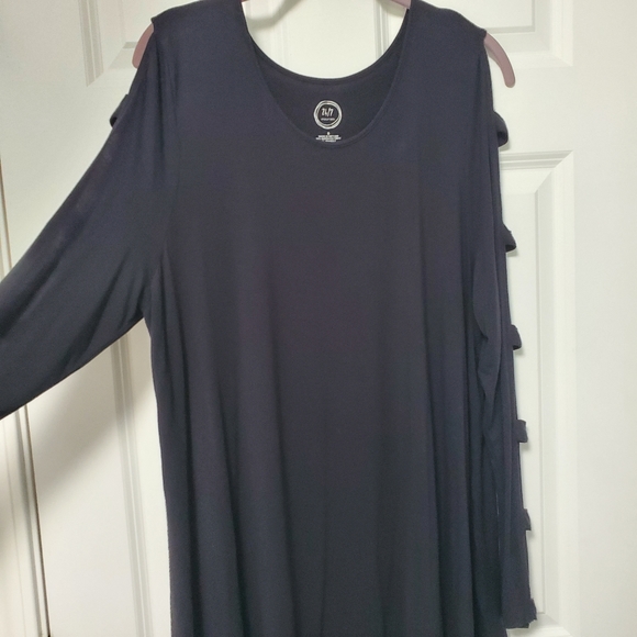 Longsleeve Shirt with sleeve cutouts - Picture 3 of 7